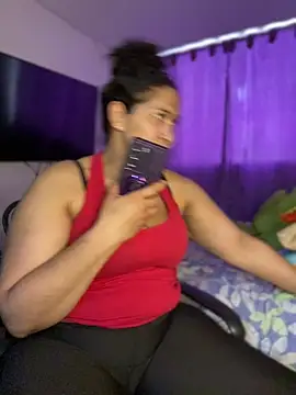 Snapshot of Carola-Ross chatting on 15, 5, 2026 Carola-Ross online show from 15, 5, 2026