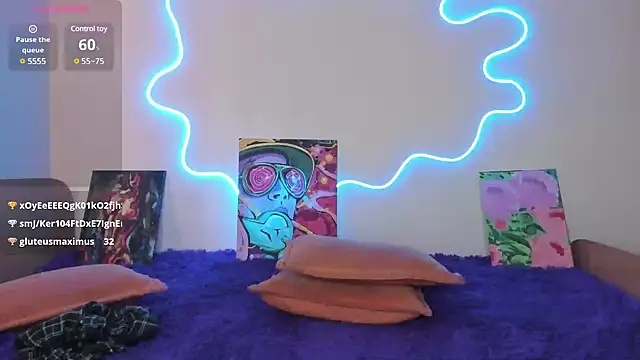 EvelinaLuu online show from 4, 3, 2025