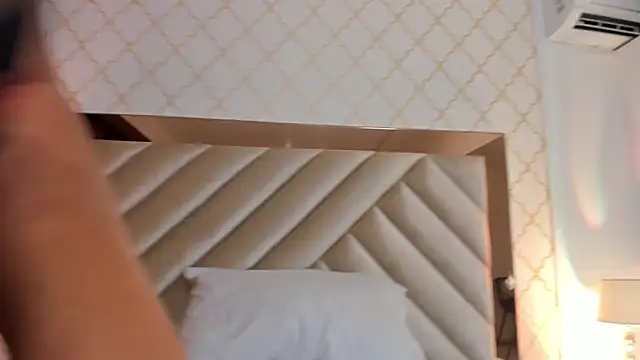 daphneebridge online show from 18, 10, 2025