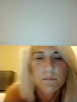 Skippydippy99 online show from 25, 9, 2025