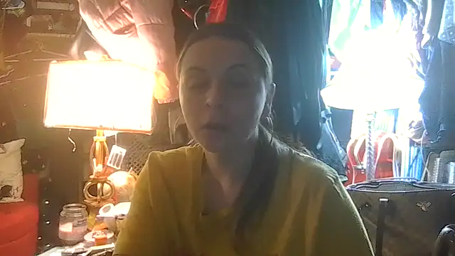 Snapshot of ShysluutGia chatting on 10, 5, 2026 ShysluutGia online show from 10, 5, 2026