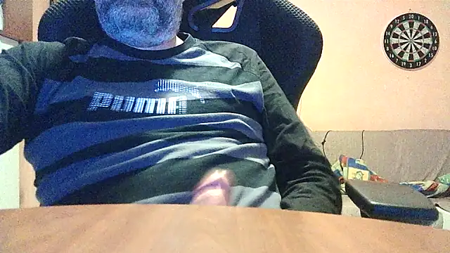 Snapshot of lanata chatting on 16, 3, 2025 lanata online show from 16, 3, 2025