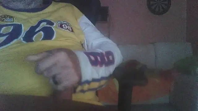 Snapshot of lanata chatting on 15, 12, 2025 lanata online show from 15, 12, 2025