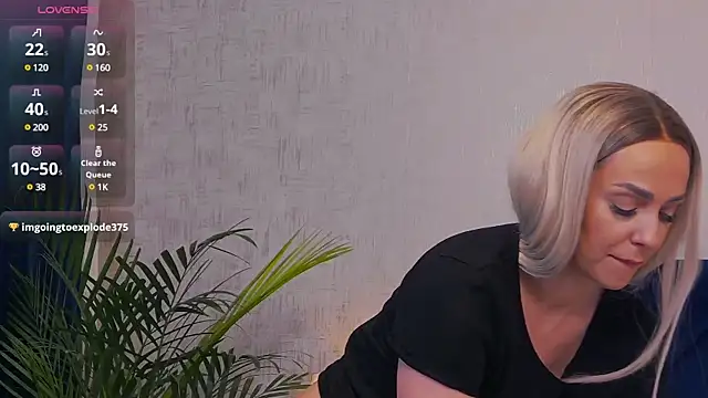 Jennifer Hills online show from 19, 2, 2025