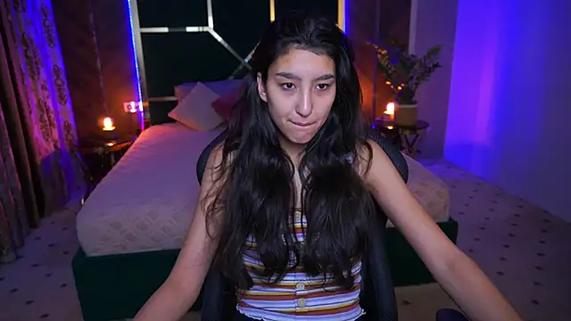 CharmMocco online show from 4, 3, 2025