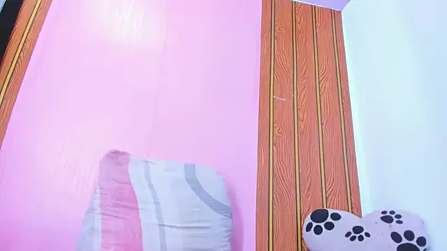 Snapshot of camilagreeco chatting on 11, 10, 2025 camilagreeco online show from 11, 10, 2025