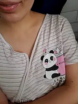 Snapshot of Emily_homegirl chatting on 11, 2, 2025 Emily homegirl online show from 11, 2, 2025