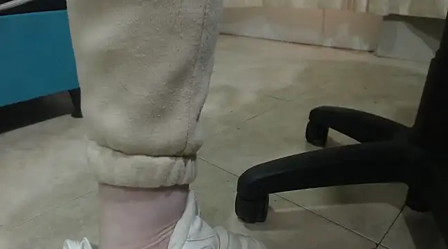 Snapshot of PerlaMature chatting on 13, 2, 2025 PerlaMature online show from 13, 2, 2025