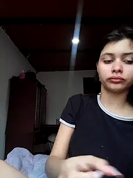 CHLOE ISABELL online show from 12, 10, 2025