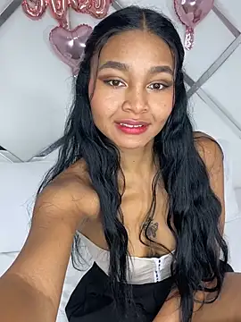 Snapshot of Lynda_Bonnie chatting on 22, 2, 2025 Lynda Bonnie online show from 22, 2, 2025