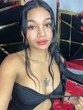 Snapshot of Lynda_Bonnie chatting on 28, 2, 2025 Lynda Bonnie online show from 28, 2, 2025