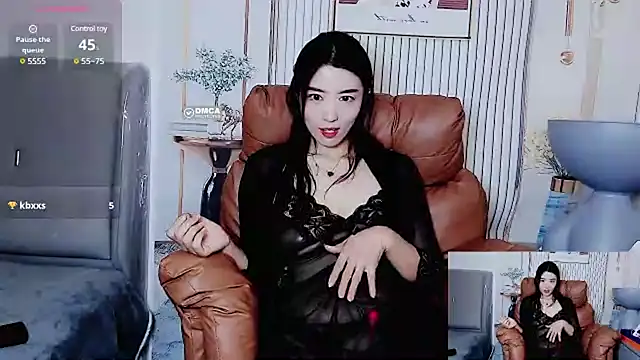 Tangtang-baby online show from 19, 2, 2025