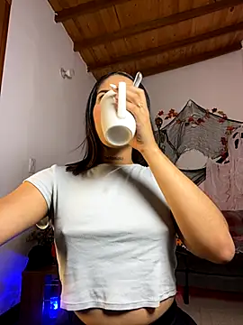 Maryybellax online show from 20, 10, 2025