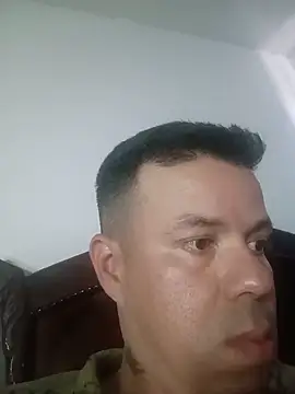 Snapshot of jhon_1988_24 chatting on 7, 6, 2026 jhon 1988 24 online show from 7, 6, 2026