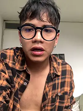 shadowsofgarden online show from 17, 4, 2026