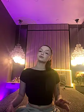 AlexaBright online show from 11, 11, 2025