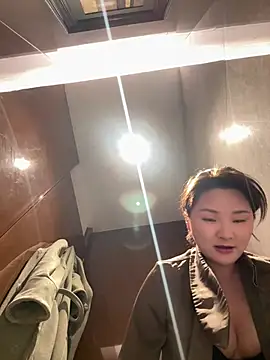 Mia-77 online show from 2, 3, 2026