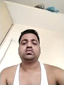 Snapshot of Vij717 chatting on 13, 9, 2025 Vij717 online show from 13, 9, 2025