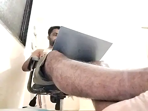 Snapshot of Vij717 chatting on 1, 10, 2025 Vij717 online show from 1, 10, 2025