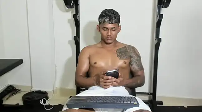 Snapshot of Blackhot000 chatting on 25, 2, 2025 Blackhot000 online show from 25, 2, 2025