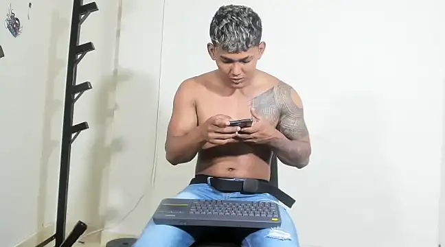 Snapshot of Blackhot000 chatting on 3, 3, 2025 Blackhot000 online show from 3, 3, 2025
