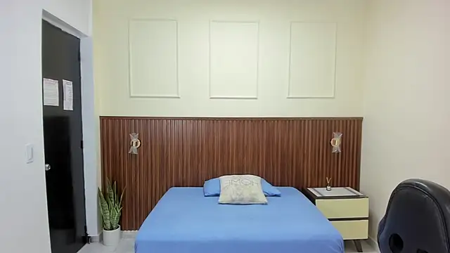 MELINAMARTINS online show from 17, 9, 2025