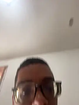 Snapshot of Diegodelicia chatting on 18, 11, 2025 Diegodelicia online show from 18, 11, 2025