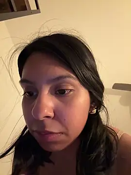 Snapshot of Valeedoll chatting on 6, 3, 2026 Valeedoll online show from 6, 3, 2026