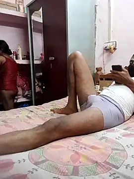Snapshot of Hot_couple493 chatting on 18, 5, 2026 Hot couple493 online show from 18, 5, 2026