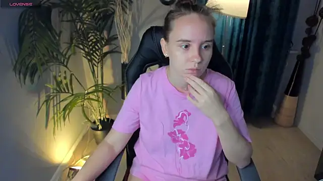 Lika 0ne online show from 26, 9, 2025