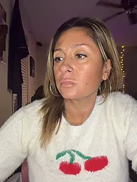 bossyroxy84 online show from 12, 11, 2025