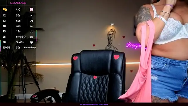 bossyroxy84 online show from 19, 2, 2026