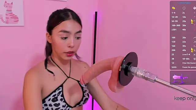 lanna brunette online show from 28, 2, 2026