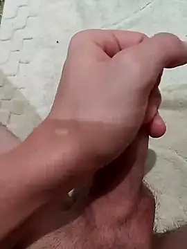 Snapshot of jojolecochon1 chatting on 21, 3, 2025 jojolecochon1 online show from 21, 3, 2025