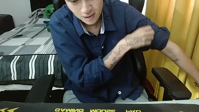Snapshot of duo_peludoo chatting on 30, 5, 2026 duo peludoo online show from 30, 5, 2026