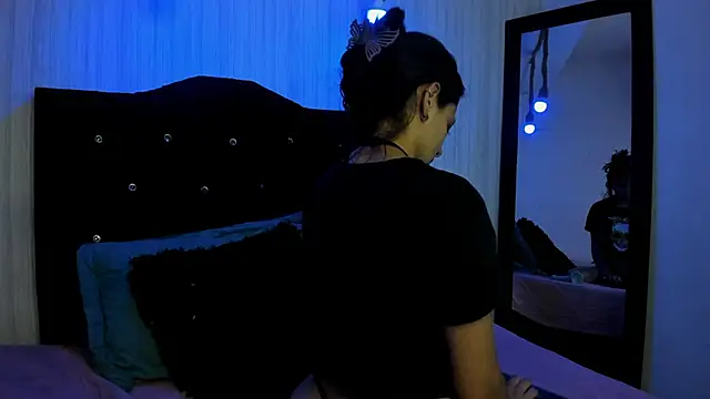 nicky angel1 online show from 8, 3, 2025