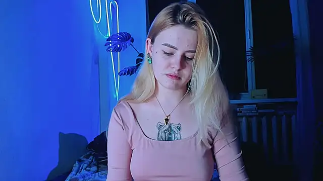 Alexa Pirs online show from 11, 3, 2025