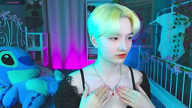 Akemi Sora  online show from 20, 3, 2025