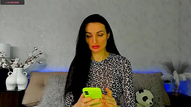 Tina Mart online show from 16, 2, 2026