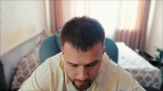 Snapshot of Vladik_b chatting on 2, 3, 2026 Vladik b online show from 2, 3, 2026