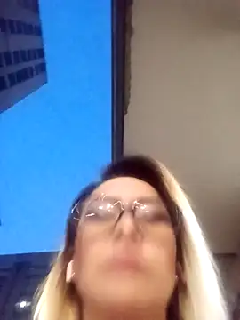 CandieGilson   online show from 12, 9, 2025