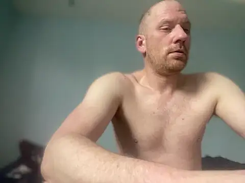 Krzysiekg123 online show from 27, 2, 2025