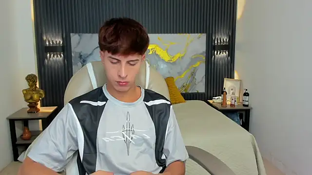 Estiv18  online show from 29, 11, 2025