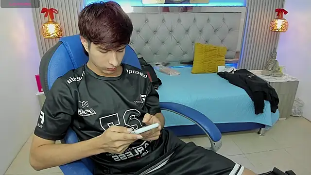 Estiv18  online show from 12, 1, 2026