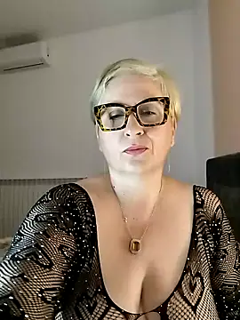 Pumabionda online show from 29, 10, 2025