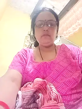 Snapshot of Kiyara8 chatting on 4, 3, 2025 Kiyara8 online show from 4, 3, 2025