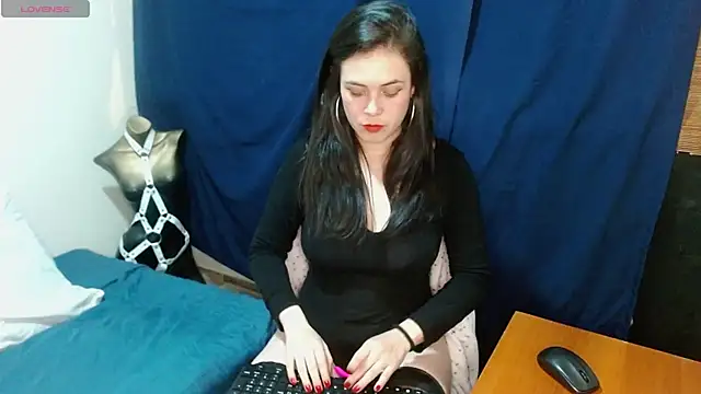 Snapshot of SamanthaGreen- chatting on 11, 3, 2025 SamanthaGreen- online show from 11, 3, 2025