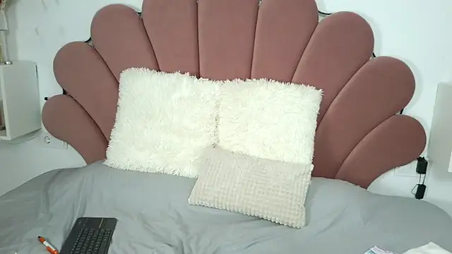 ScarlletRays online show from 28, 2, 2025