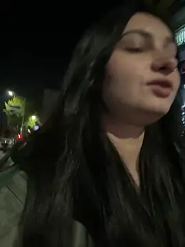 lunalovelee online show from 5, 11, 2025