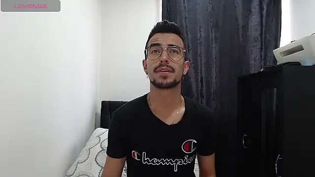 Demian val online show from 5, 3, 2025